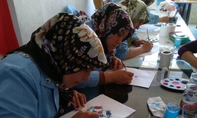 KADINLAR MESLEK SAHİBİ OLUYOR