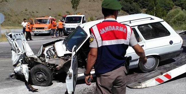 ÇORUM’DA FECİ KAZA: 1 ÖLÜ 1 AĞIR YARALI