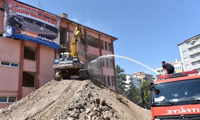 ÇORUM İL GENEL MECLİSİ YIKILDI