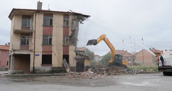DEVANE CAZİBE MERKEZİ OLACAK