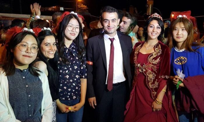 KORELİ KIZLAR ÇORUM’A BÖYLE AYAK UYDURDU