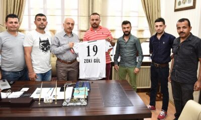 ZEKİ GÜL’E BEŞİKTAŞ FORMASI