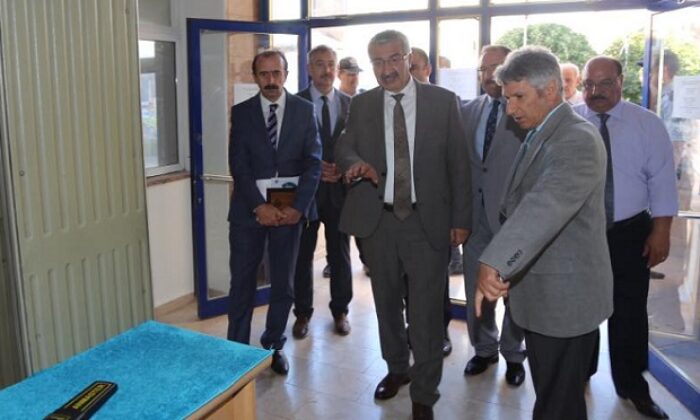 VALİ KILIÇ’TAN EK BİNADA İNCELEME