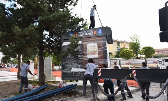 HALK EKMEK BÜFELERİ MONTE EDİLİYOR