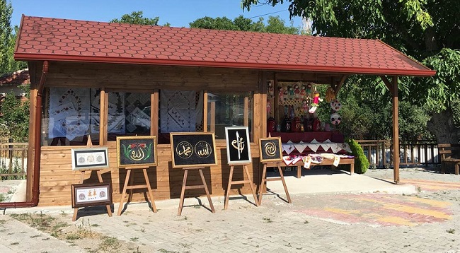 BOGAZKALE’YE YÖRESEL ÜRÜNLER STANDI