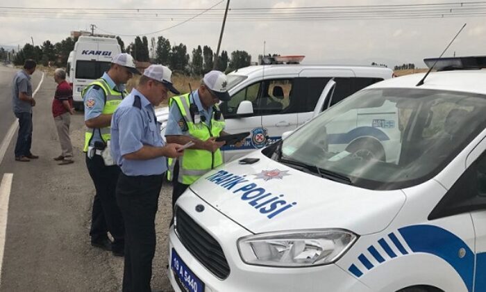 YOLCU TAŞIYAN ARAÇLARA SIKI DENETİM