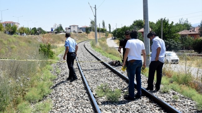 TREN KAZASINDA HAYATINI KAYBETTİ