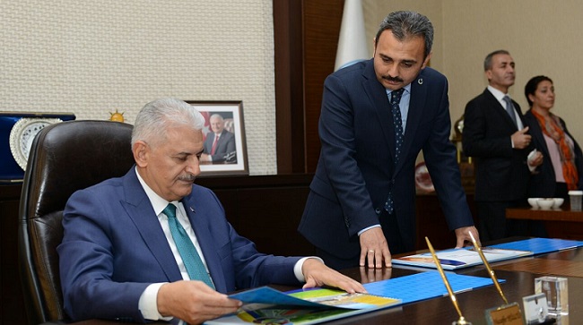 BAŞBAKAN’DAN KÜLCÜ’YE ÖVGÜ