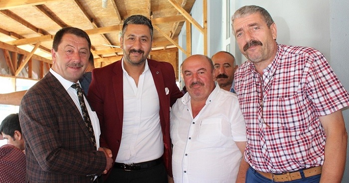 ŞOFÖR ESNAFI GARAJDA BAYRAMLAŞTI