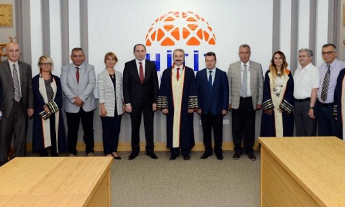 UNVANDA YÜKSELENLER CÜBBE GİYDİ