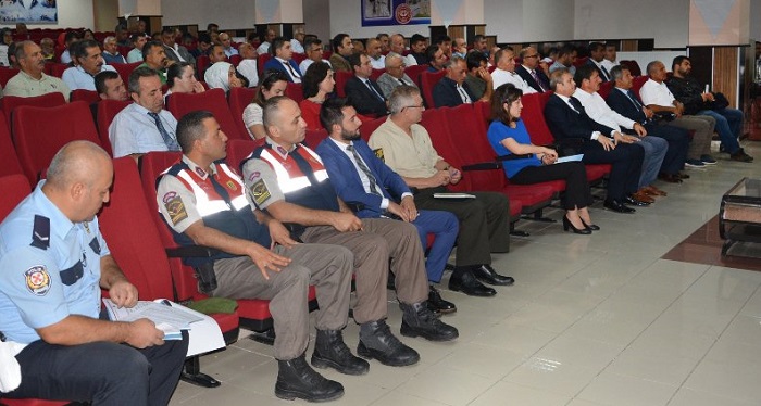 SERVİS ŞOFÖRLERİNE EĞİTİM VERİLDİ