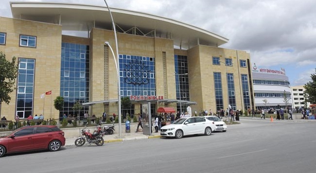 HASTANE ÖNÜNDE PARK YASAĞI