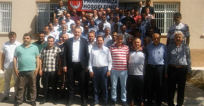 PİLAV GÜNÜNDE ARKADAŞLARIYLA BULUŞTU