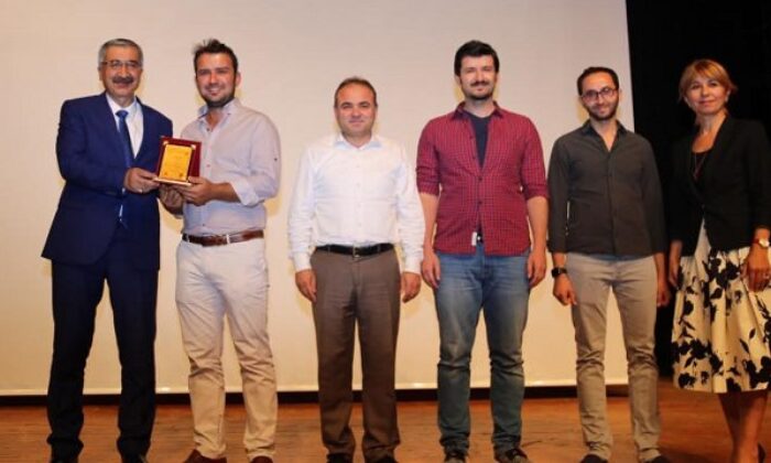 BAŞARILI FOTOĞRAFÇILAR ÖDÜLLENDİRİLDİ