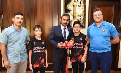 ÇİN’DE MASA TENİSİ KAMPINA KATILDILAR