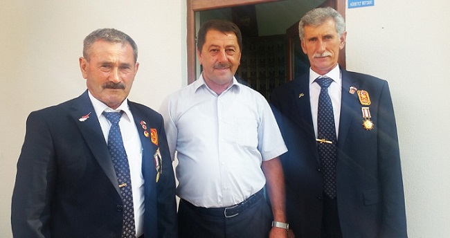 ŞAHİN’DEN GAZİLERE ANLAMLI ZİYARET