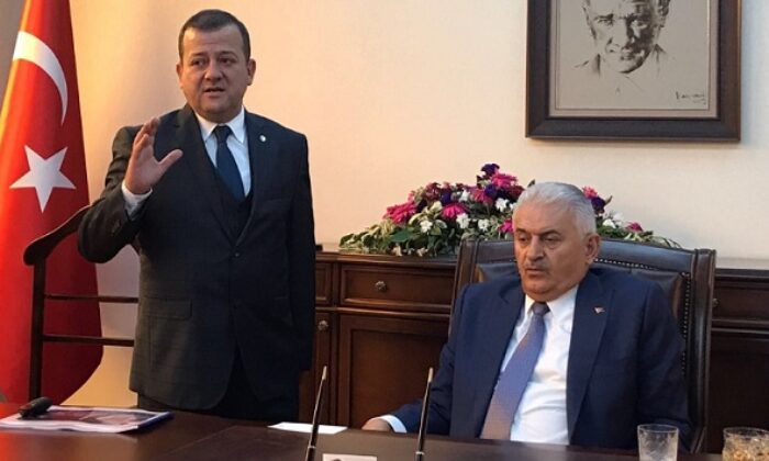 ÇORUM’UN SORUNLARINI BAŞBAKAN’A İLETTİ