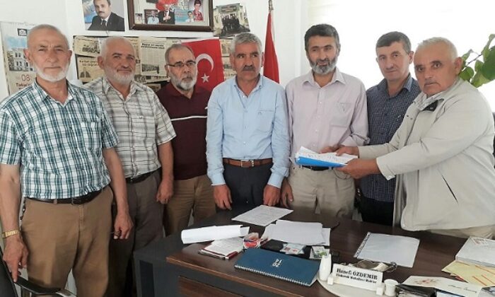 KÖPRÜNÜN YIKIMINA DESTEK VERDİLER