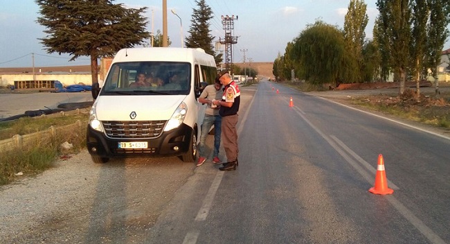 JANDARMADAN SERVİSLERE SIKI DENETİM