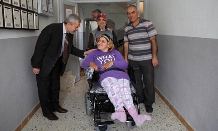 AKÜLÜ ARAÇ NESLİHAN’I SEVİNDİRDİ