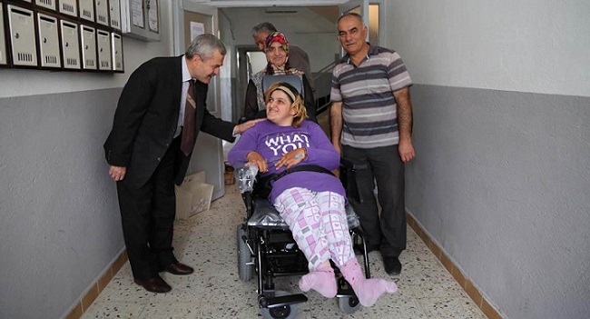 AKÜLÜ ARAÇ NESLİHAN’I SEVİNDİRDİ