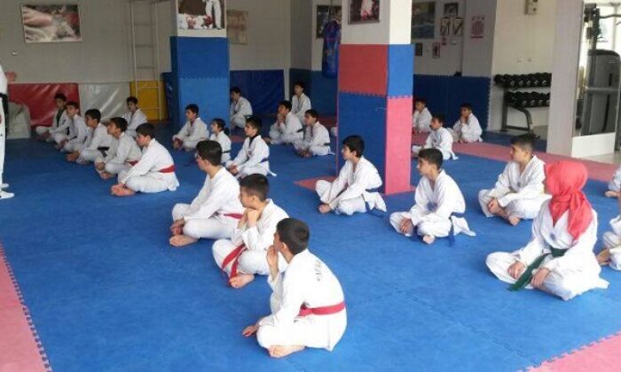 SPOR YAPMAYAN ÇOCUK KALMASIN