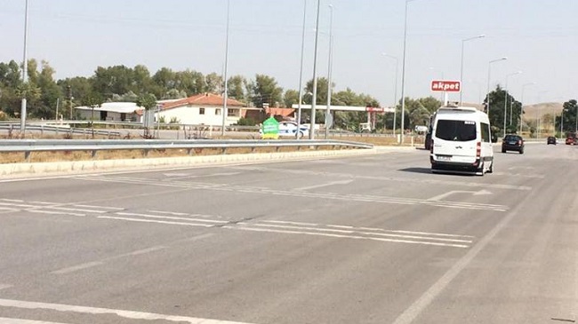 SÜRÜCÜLER BU YOLDAN ŞİKAYETÇİ