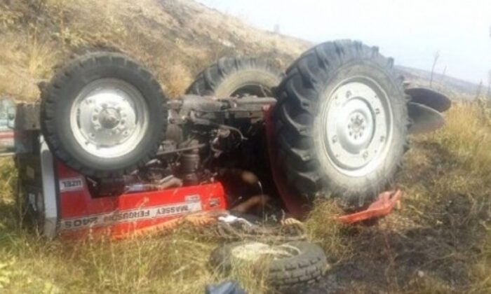 TRAKTÖRÜN ALTINDA CAN VERDİ