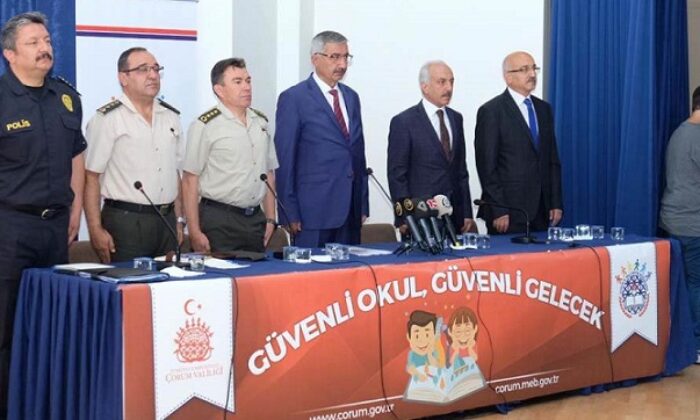 GÜVENLİ OKUL İÇİN TOPLANDILAR
