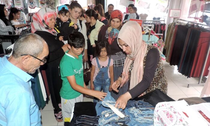 ÇOCUKLARI SEVİNDİRDİLER