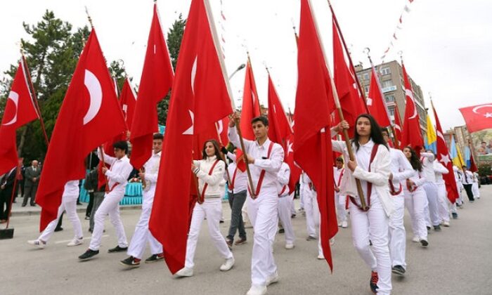 29 EKİM COŞKUYLA KUTLANACAK