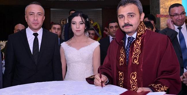 MHP ÇORUM İL BAŞKANI ARAS EVLENDİ