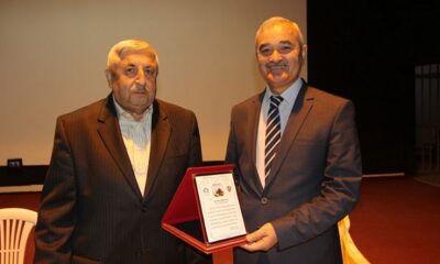 MÜFTÜLÜKTEN BAŞKAN KARATAŞ’A PLAKET