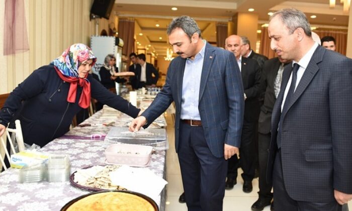 BAŞKAN HIDIRLIK KERMESİNİ ZİYARET ETTİ
