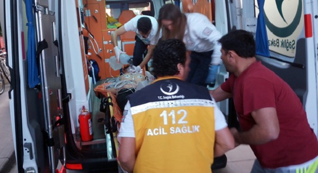 BALTAYLA KENDİNİ YARALADI