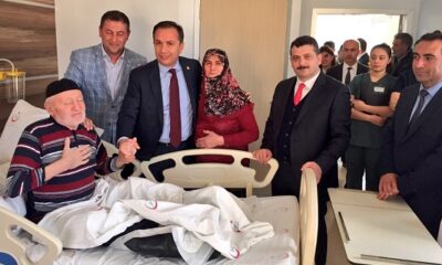 HASTALARI ZİYARET EDEREK ŞİFA DİLEDİ