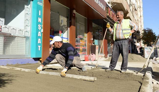 OSMANCIK CADDESİ YENİLENİYOR