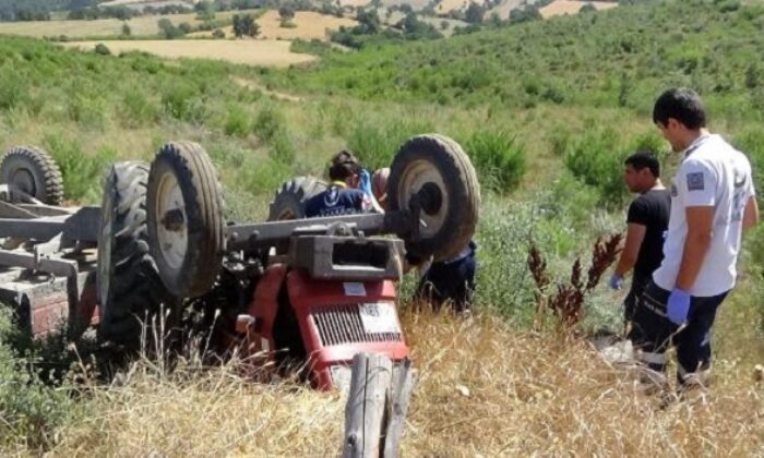 TRAKTÖR KAZASINDA HAYATINI KAYBETTİ
