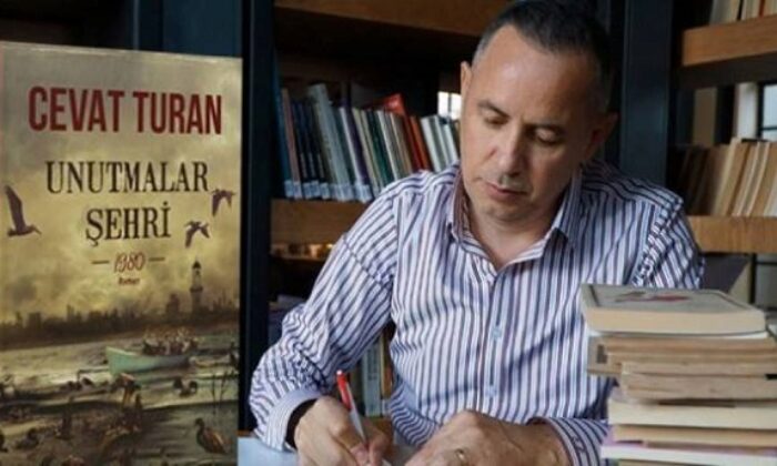 ÇORUMLU YAZAR KİTABINI İMZALAYACAK