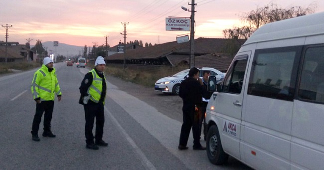 ÖĞRENCİ SERVİSLERİNE SIKI DENETİM