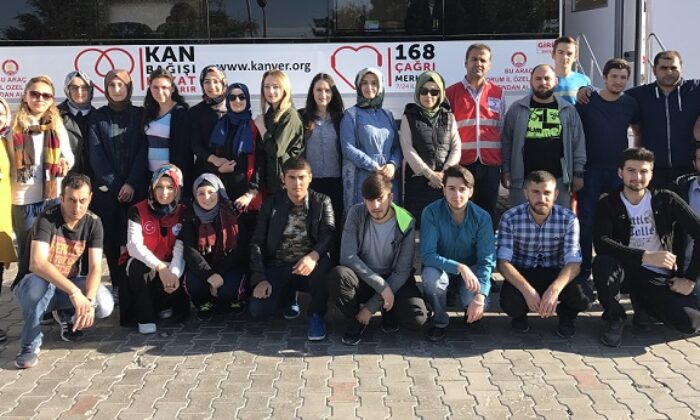 GENÇLER KAN BAĞIŞINA DESTEK OLDU