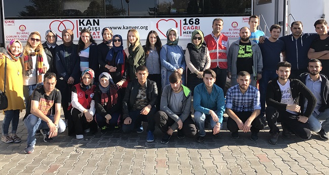 GENÇLER KAN BAĞIŞINA DESTEK OLDU