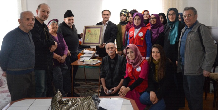 GENÇLER AŞIK BORANİ’Yİ ZİYARET ETTİ