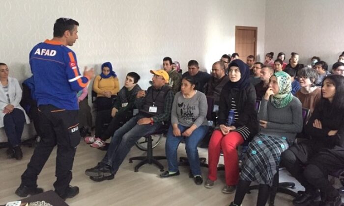 ENGELLİ EĞİTİM MERKEZİNDE EĞİTİM