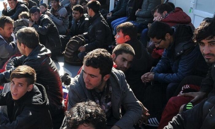 ÇORUM’DAKİ MÜLTECİLERE İL DIŞI YASAĞI!