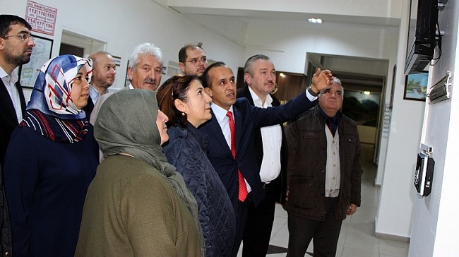 BİLGİYE FİBER HIZINDA ERİŞİM