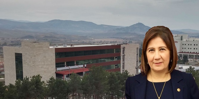 BABAMIN HAYALLERİNİ TAÇLANDIRIYORUM