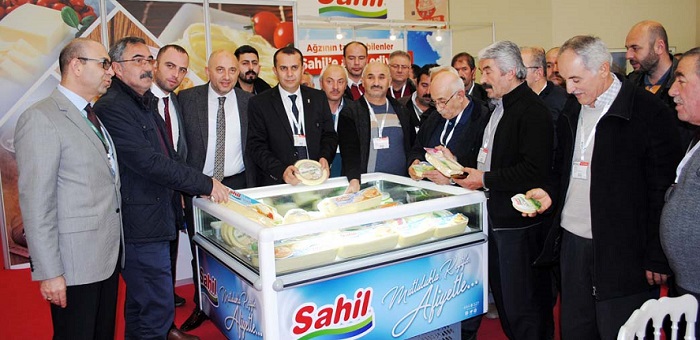 GIDA VE İÇECEK FUARINI GEZDİLER