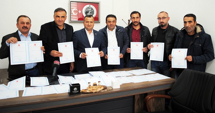 ZANAATKARLAR’DA TAPU SEVİNCİ YAŞANDI