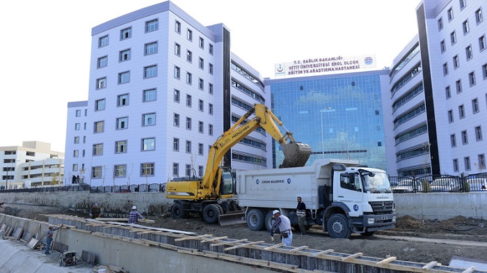 YENİ HASTANEYE AÇIK OTOPARK